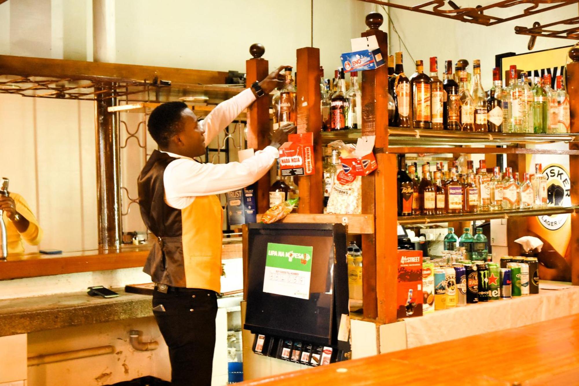 Wagon Wheel Hotel Eldoret Exterior photo